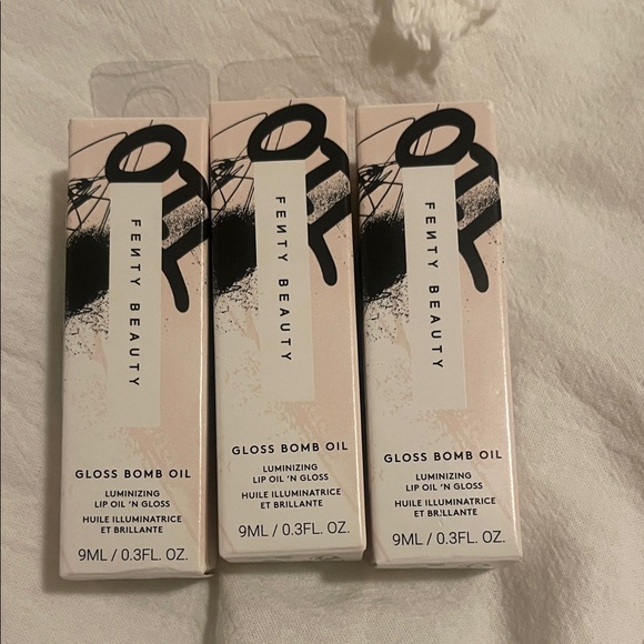 Fenty Beauty Gloss Bomb Oil Trio - Frosted Bunz, Rose Amber, Miss Jellyfish - Picture 2 of 7